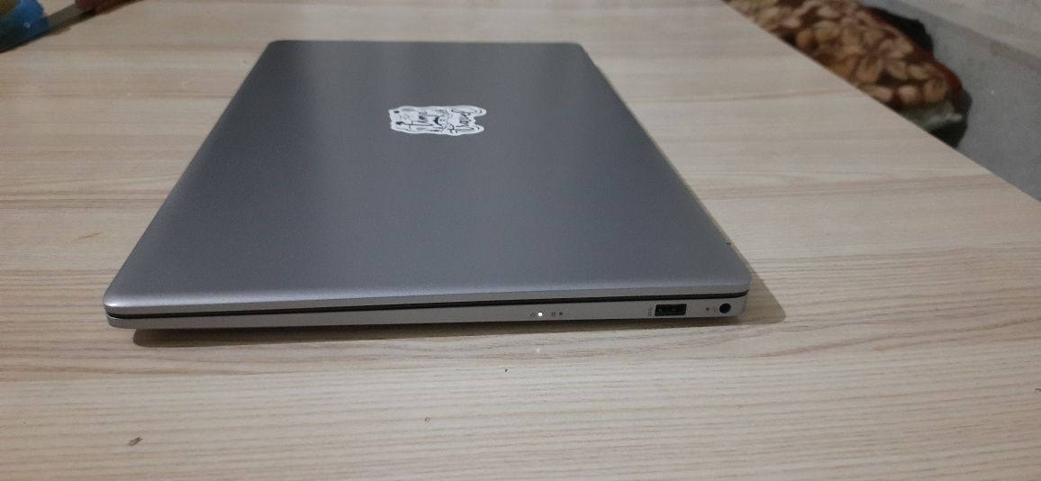 HP 470 G8 probook core i5-1135G7