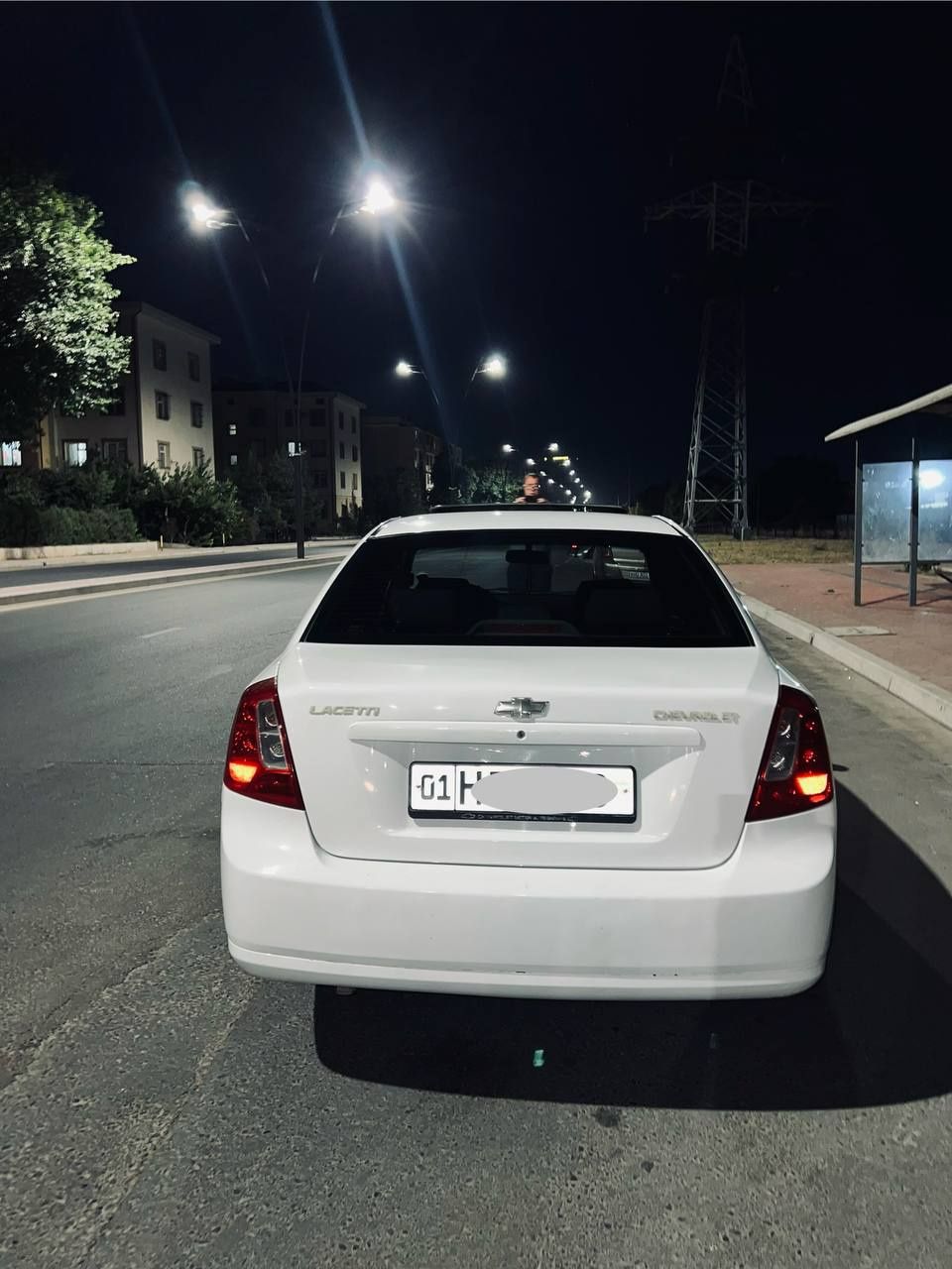 Lacetti 1.8      ...