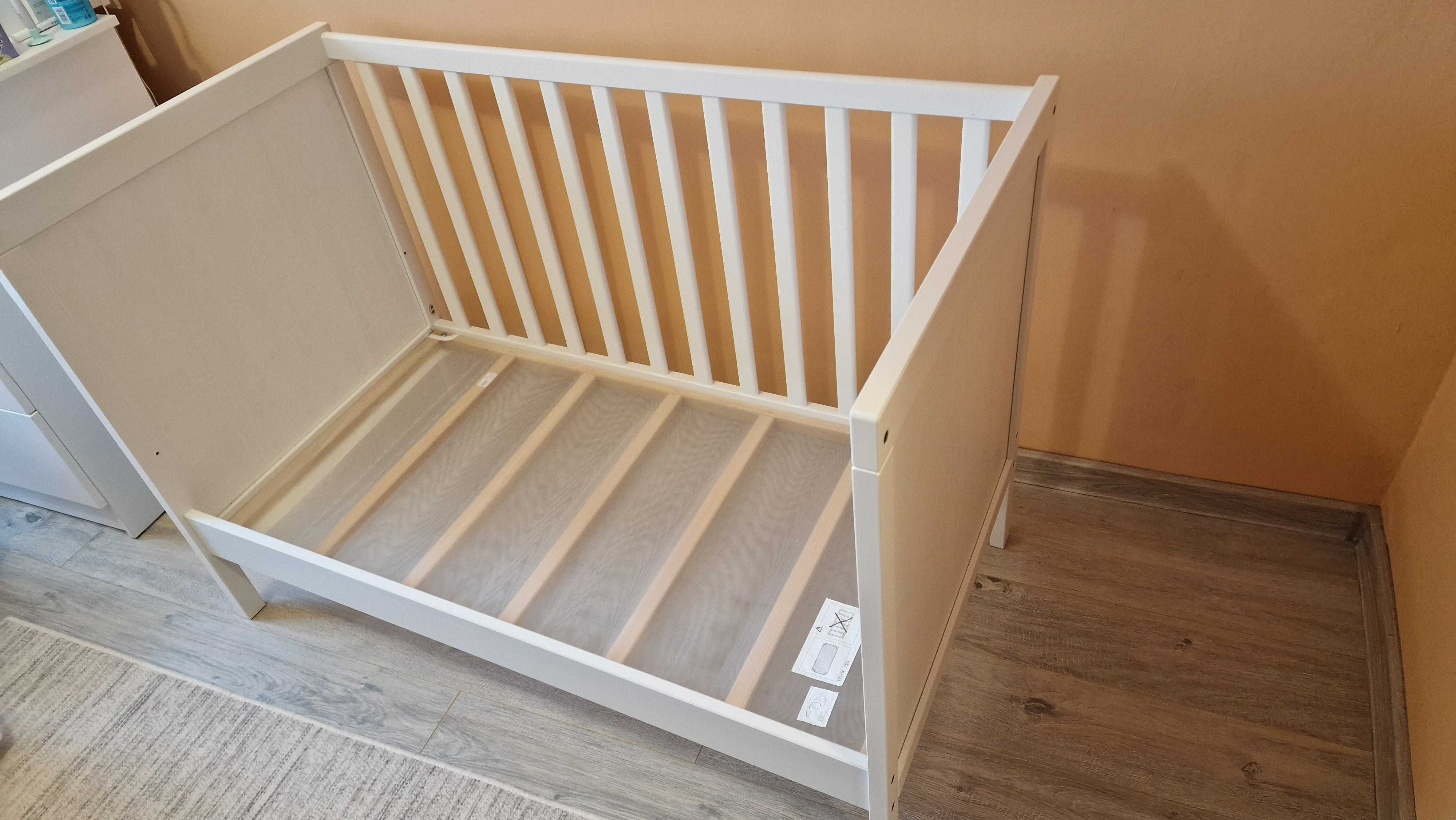 Patut bebe/copil IKEA si saltea spuma standarde ridicate de siguranta