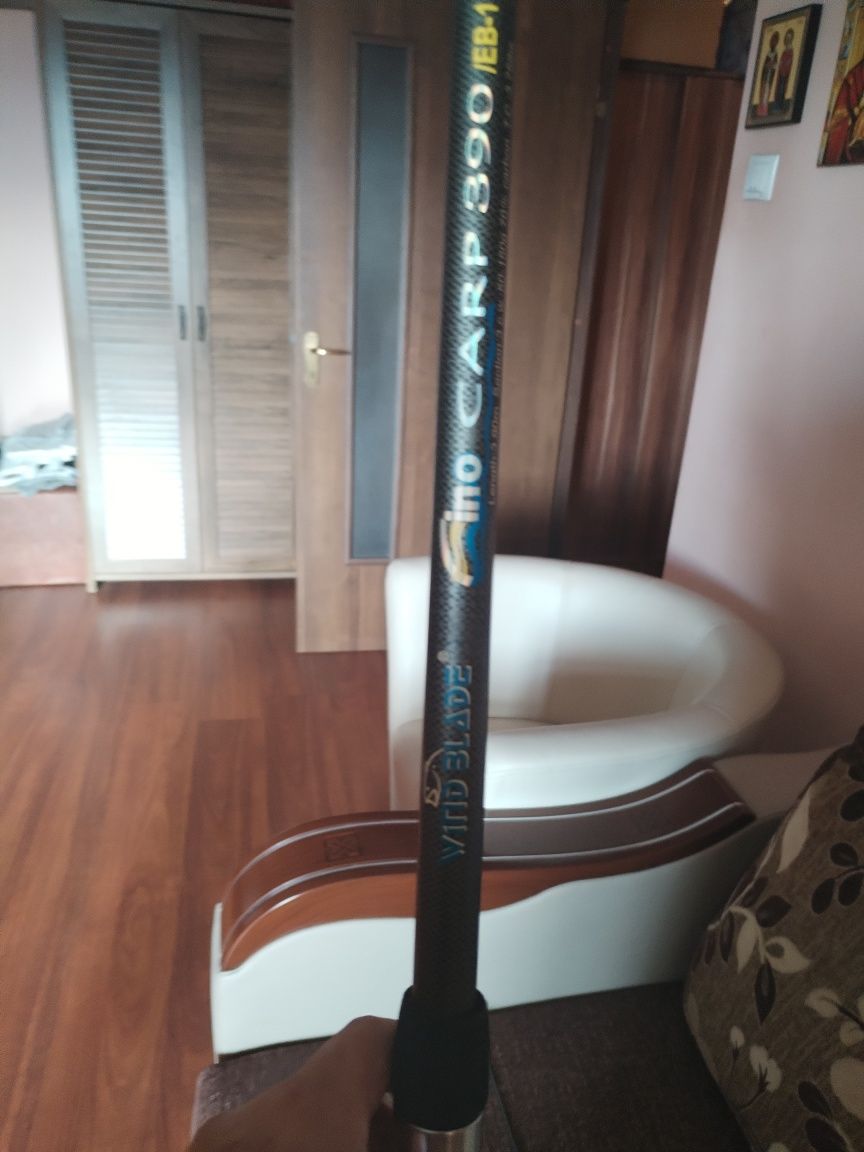 Lansetă de 3,90 pentru crap sau Dunăre în stare buna