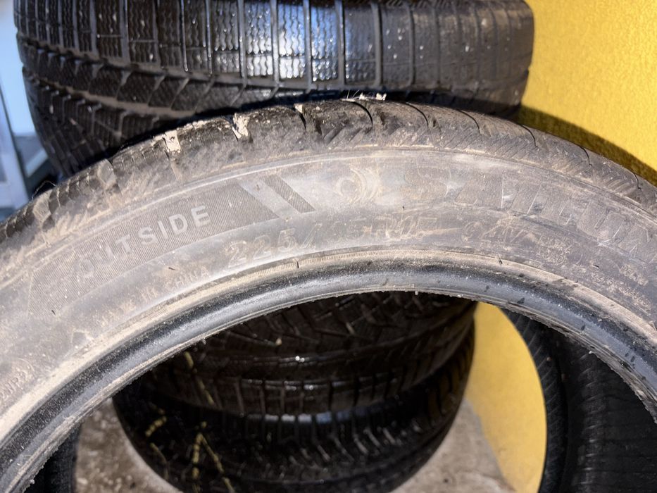 Черни гуми 225/45R17