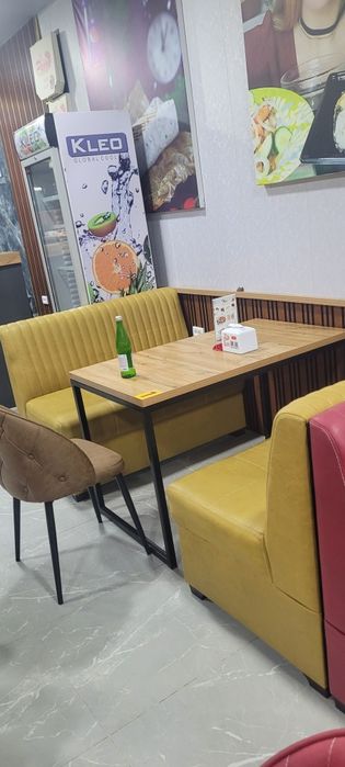 Диван столлар сотилади кафе учун