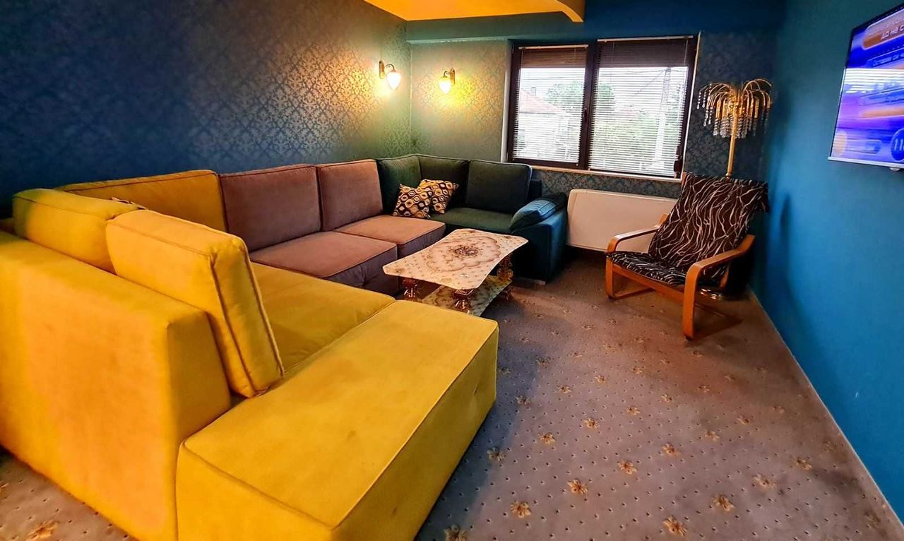 Продава се Къща в Видин, Гео Милев - 231 кв.м за 1074 €/кв.м - Снимка #11