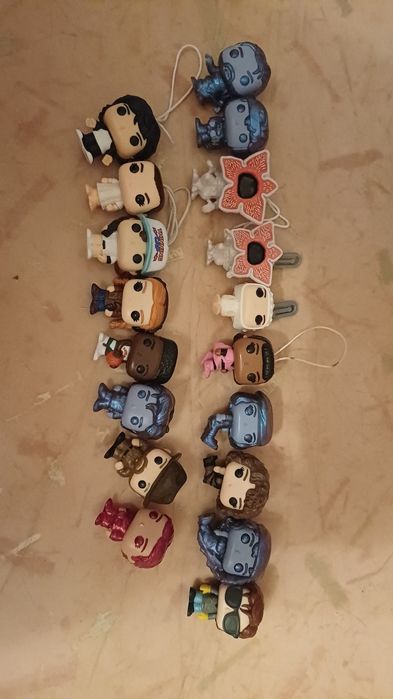 Киндеры Джой очень странные дела