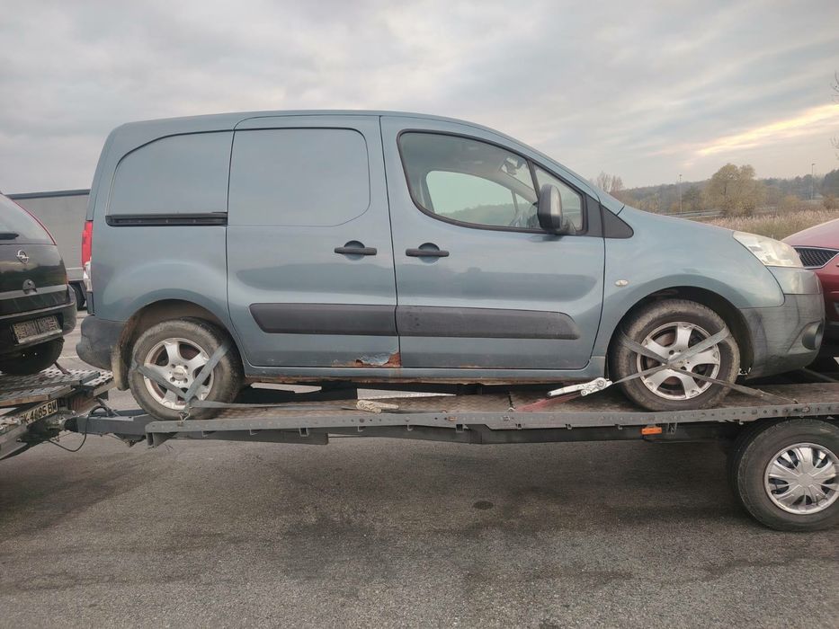 Пежо Партнер 1.6 хди на части