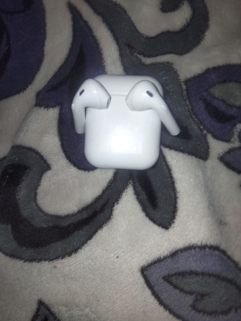 Airpods обычные 1