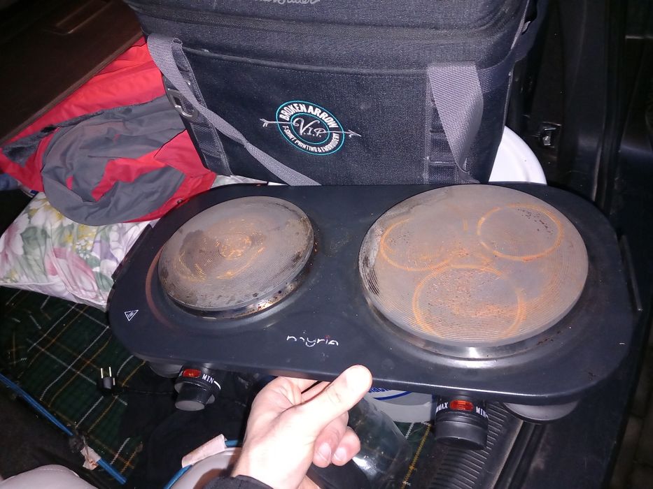 Vând plită electrică