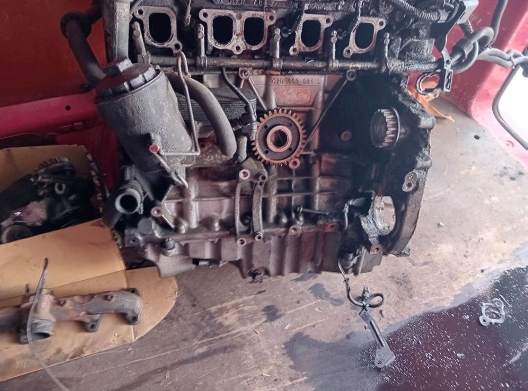 Двигатели НА ЧАСТИ за Фолксваген Т5/ VW Transporter T5 2.5 131  к.с
