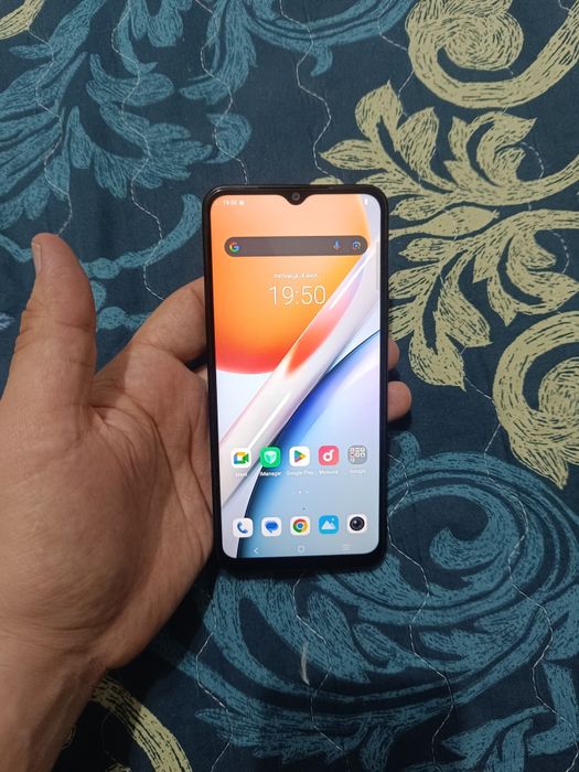 Vivo Y18 12/128Gb Gray Igravoy Holati Yaxshi Zor 4G 2024 Otlichniy