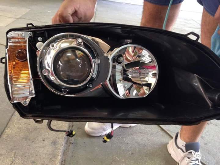 Adeziv lipire faruri auto rola/fir