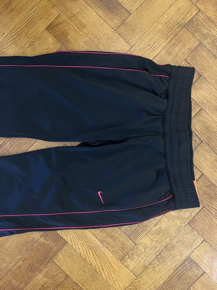 Pantaloni Nike de sport marimea S femei