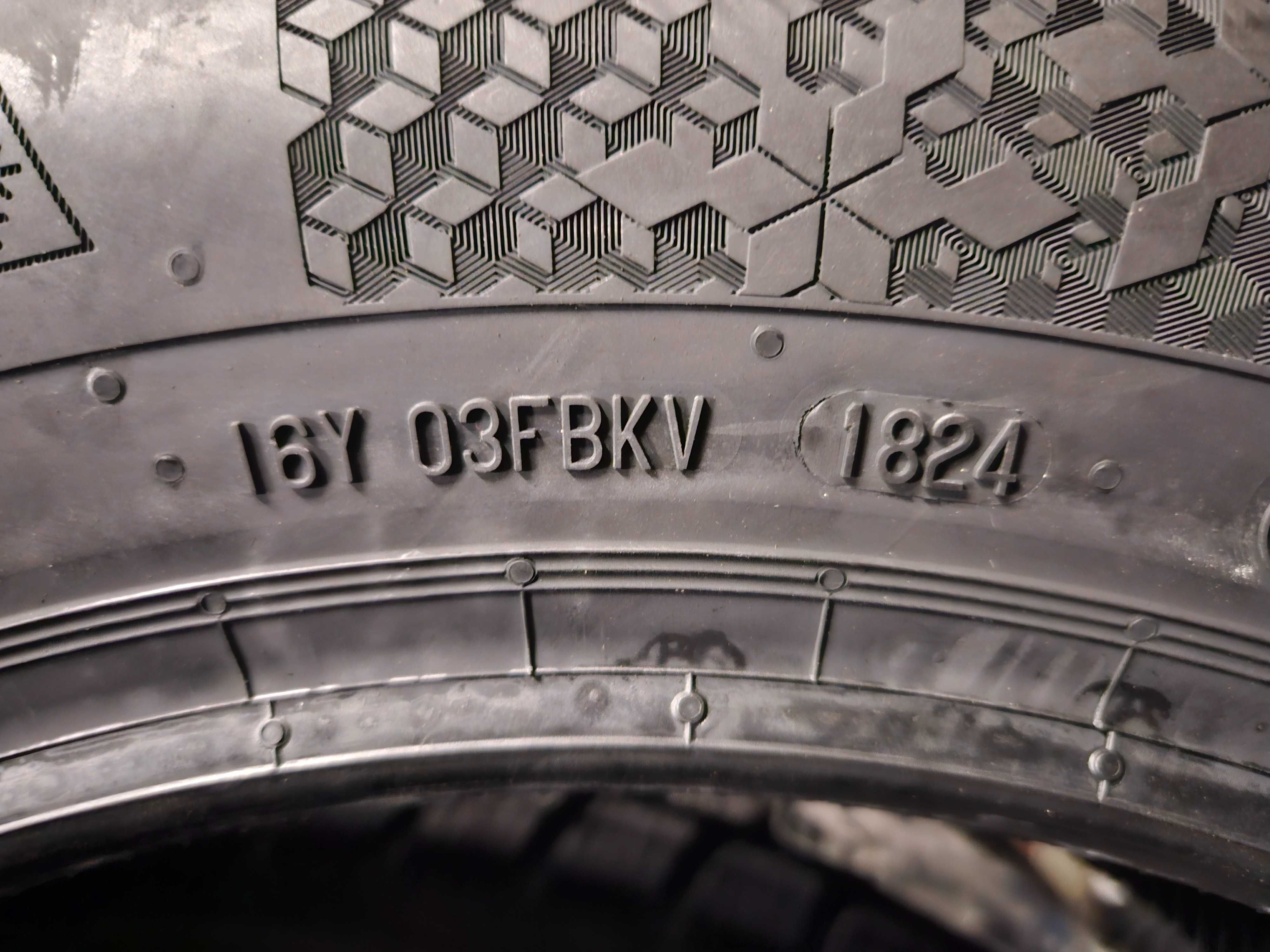 Нови зимни гуми 235/55 R17 Continental WC TS870P XL 103V M+S DOT2024