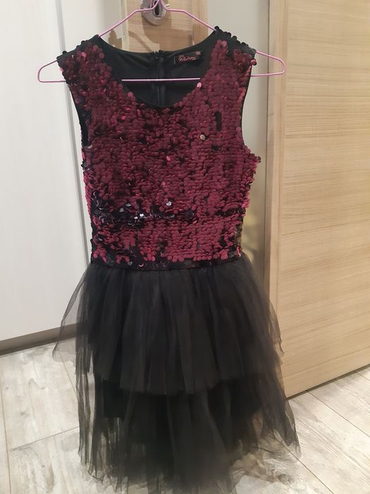 Официална рокля с променящи се пайети