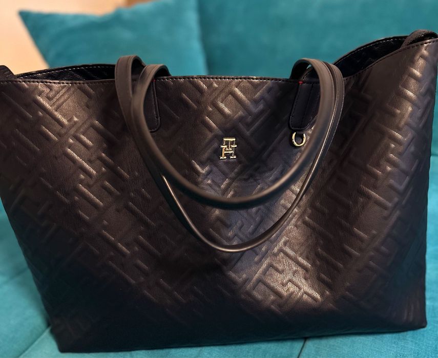 Geanta Tommy Hilfiger