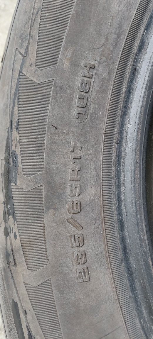 Зимни гуми Good year 235/65 R17
