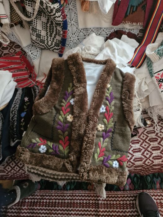 Hainute lucrate manual traditionale