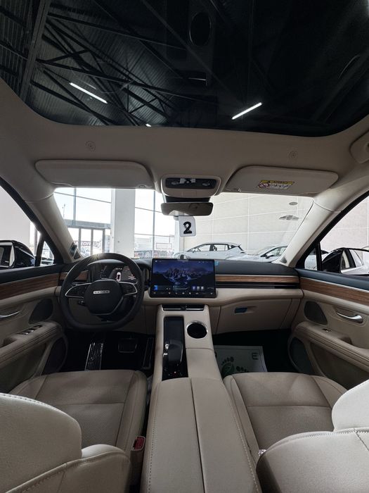 AITO M5 Reev Luxury