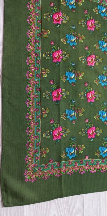 Batic/naframa traditionala verde mustar