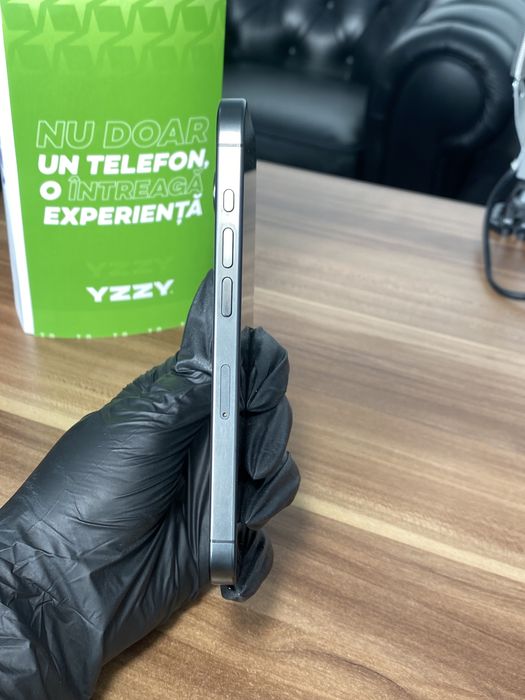 iPhone 15 Pro • 128 GB • Black Titanium