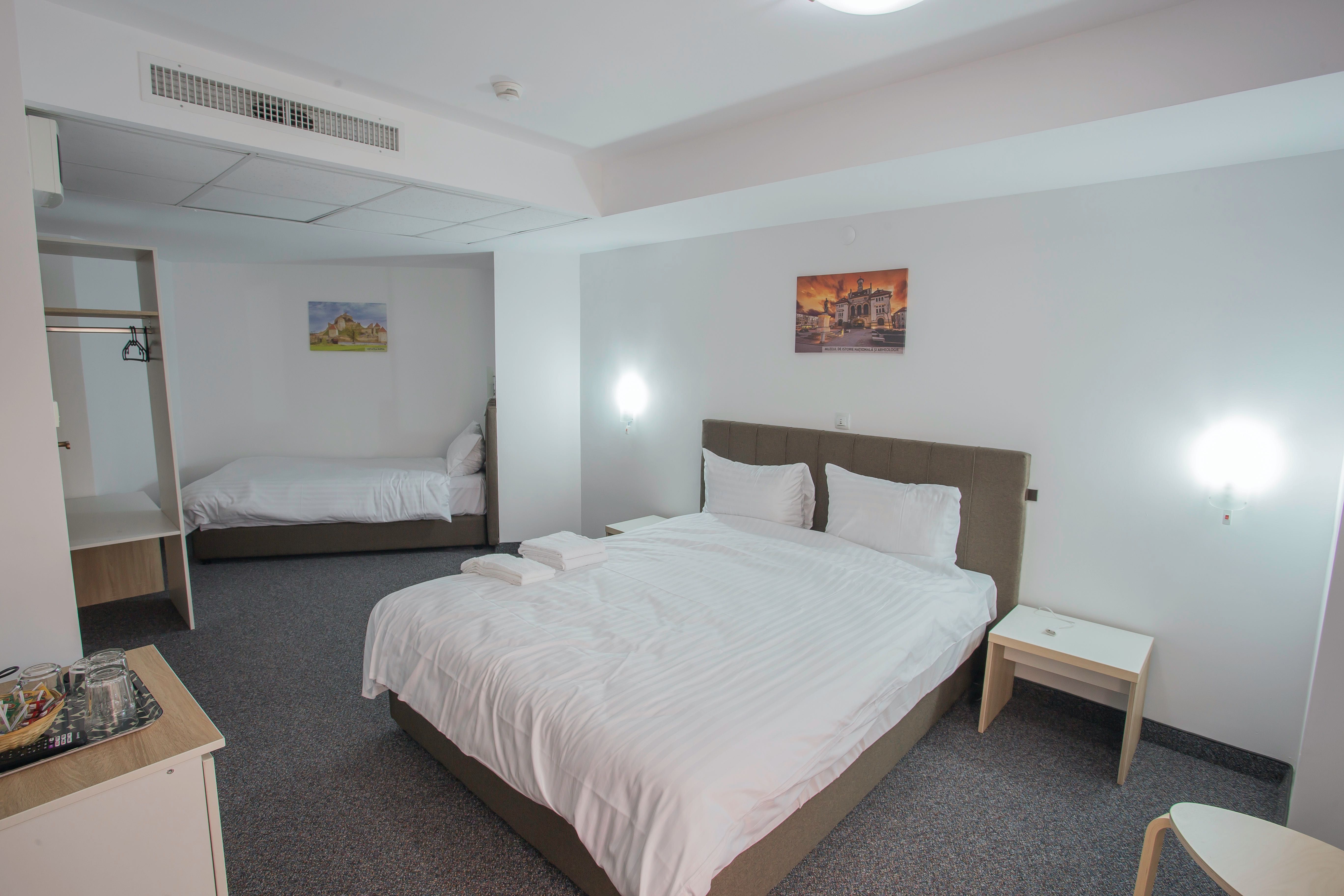 Inchiriere camere regim hotelier, zona Dristor, Str Ramnicu Valcea 17