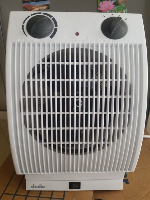 Aeroterma, ventilator, suflanta cu aer rece/cald