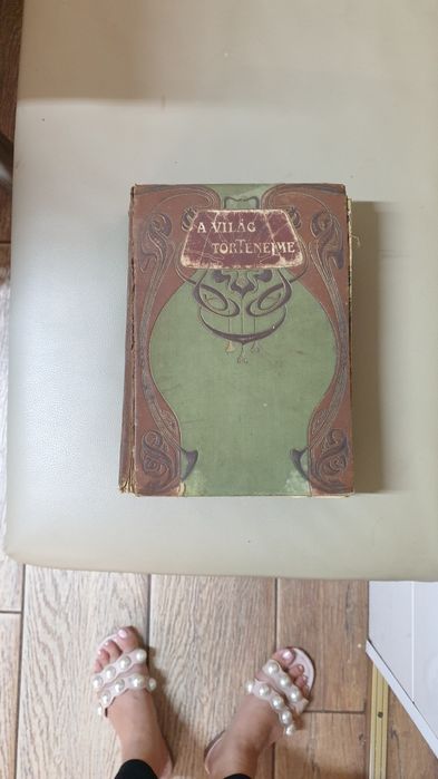 De vânzare – „A Világ Történelme” (Istoria Lumii), Volumul 1 – Endrei
