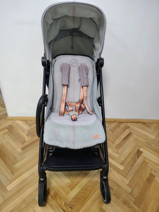 Лятна количка Cybex beezy