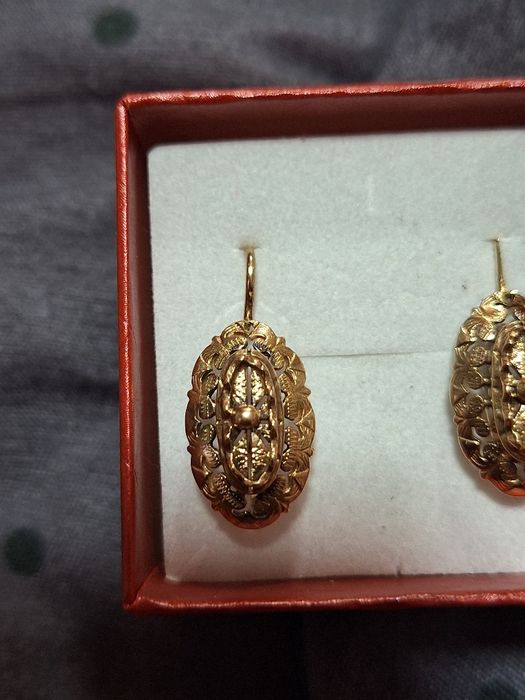 Cercei boierești din aur de 14k model coșuleț