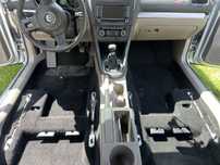 Ofer servicii de detailing auto