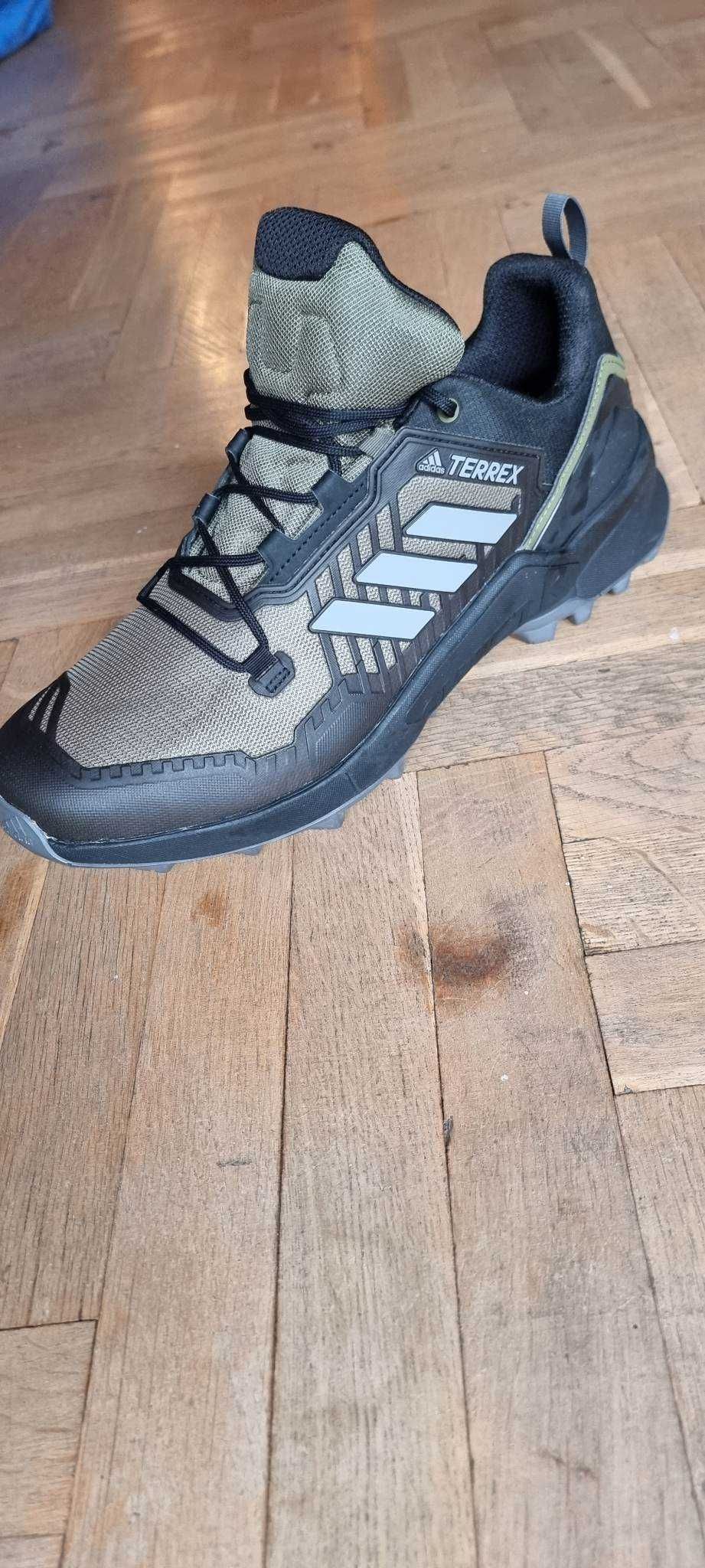 Маратонки Adidas Terrex Swift R-3