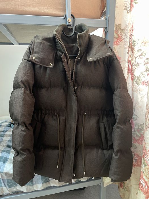 Зимняя куртка коричневого цвета