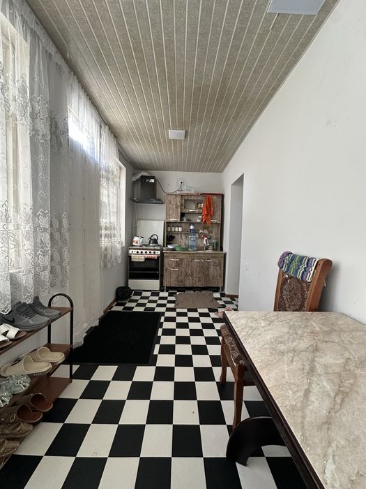 Uy dom sotiladi 1-etaj 3 xona narxi. 62,000$ yangi toshkent sentrida