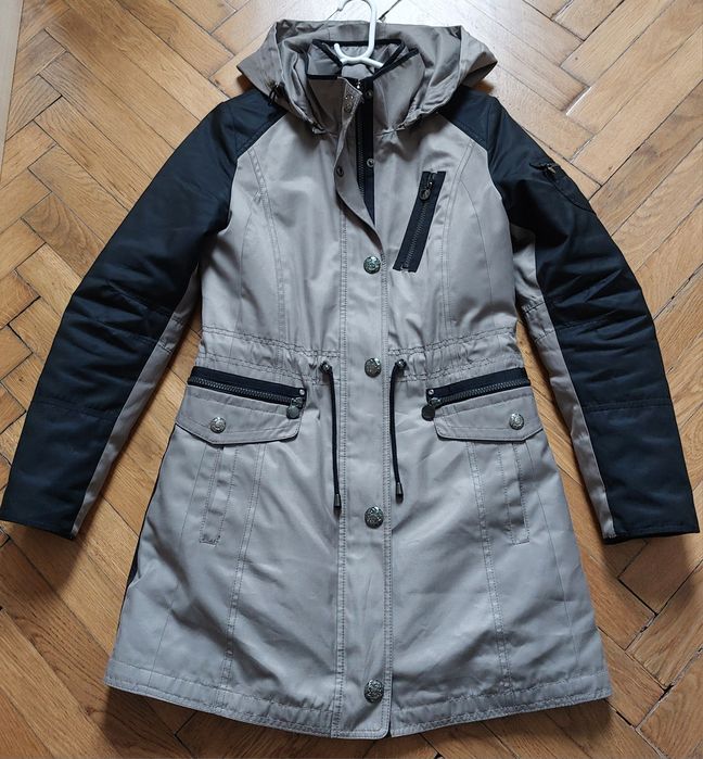 Geaca jacheta Dawn Levy cu dublura matlasata detasabila. Mărimea S -36