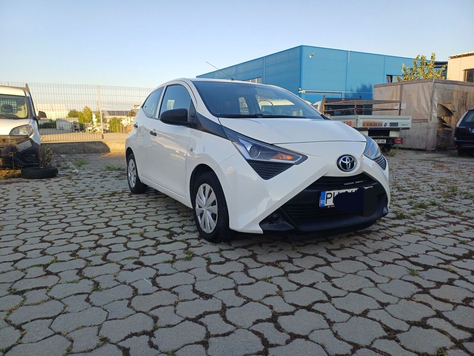 Vând toyota aygo,avariată!