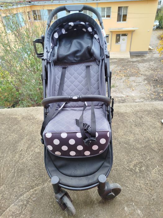 Бебешкаа количка