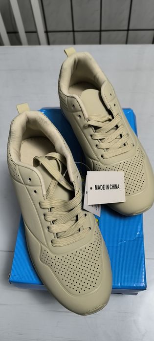 Adidași noi mărimea 41+40