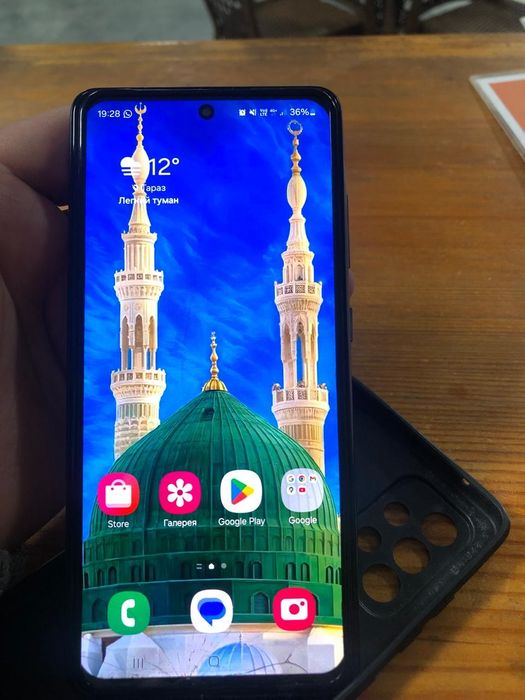 Самсунг А52 128 гб