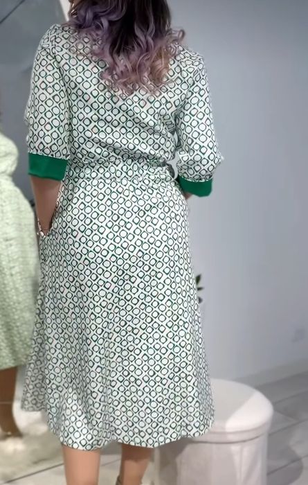 Продам платье новое