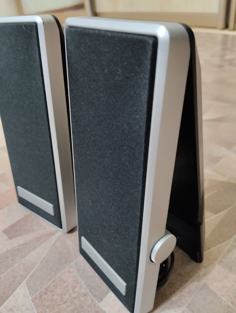 Microlab mobile music system