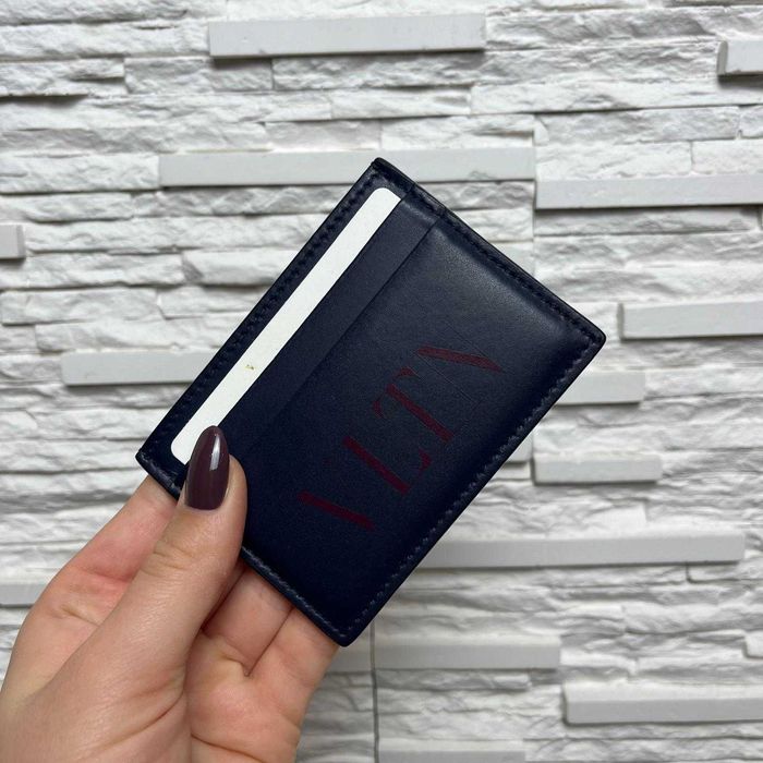 Valentino Garavani картхолдър - нов с кутия и документи