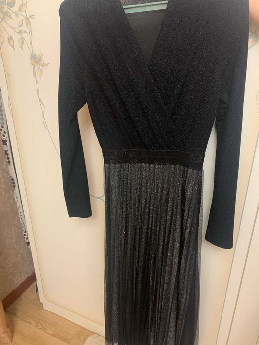 Платья женские 46 размера