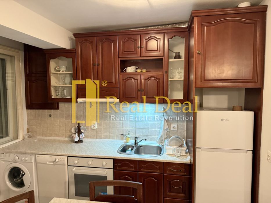 Продава се Тристаен апартамент в София, Лагера - 90 кв.м за 2880 €/кв.м - Снимка #6