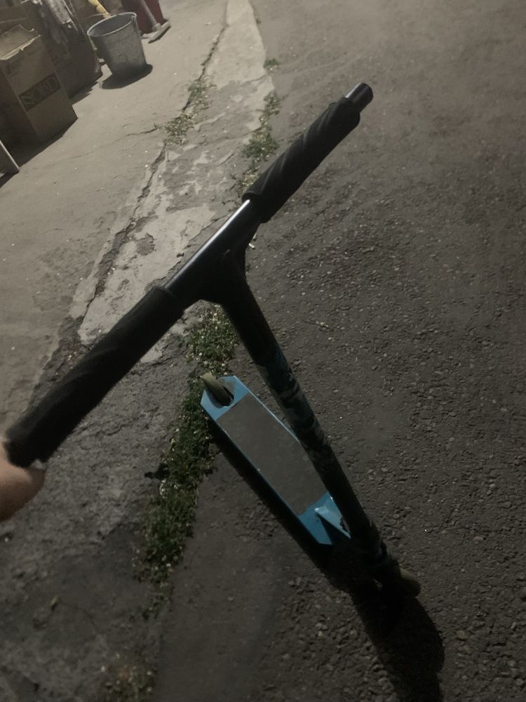 трюковой самокат