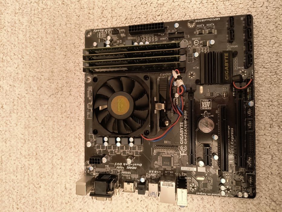 Kit PC: GA-F2A78M-D3H + AMD Athlon + 16GB DDR3 + Cooler,gata de montat