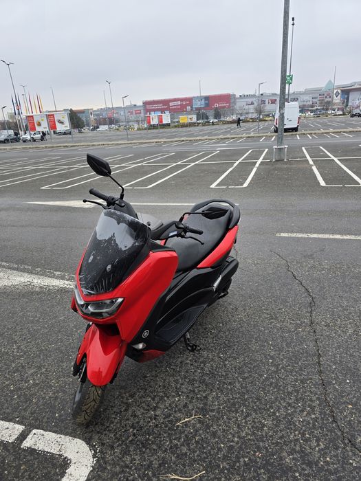 Vand Yamaha Nmax 125 inmatriculat in Februarie 2025,590 km
