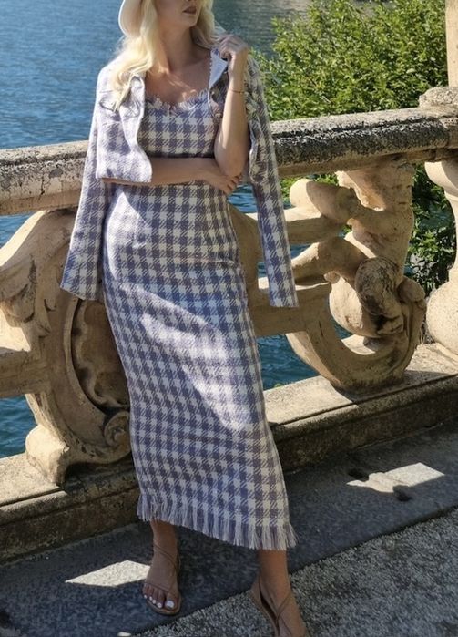 Costum format din sacou si rochie lunga