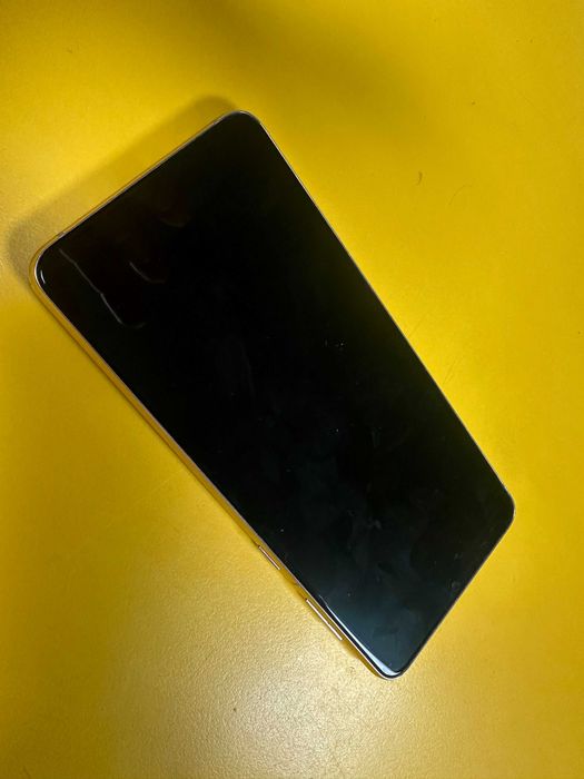Samsung Galaxy S21  (G991)/за части/