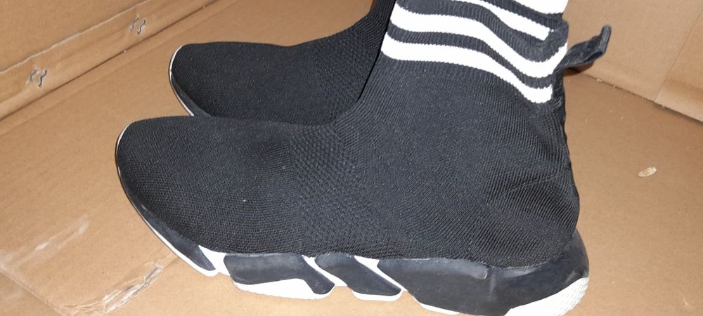 Adidasi m 40 talpic din piele