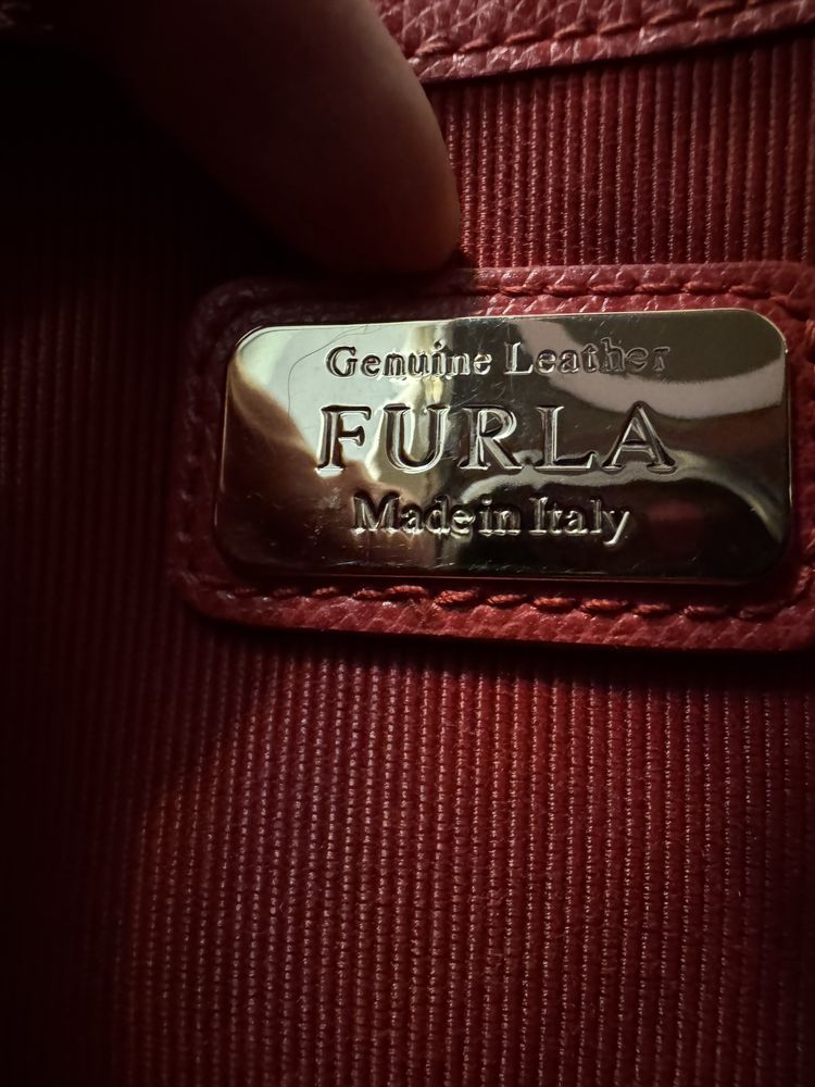 Geanta Furla rosie