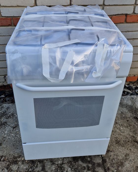 Новая газовая плита